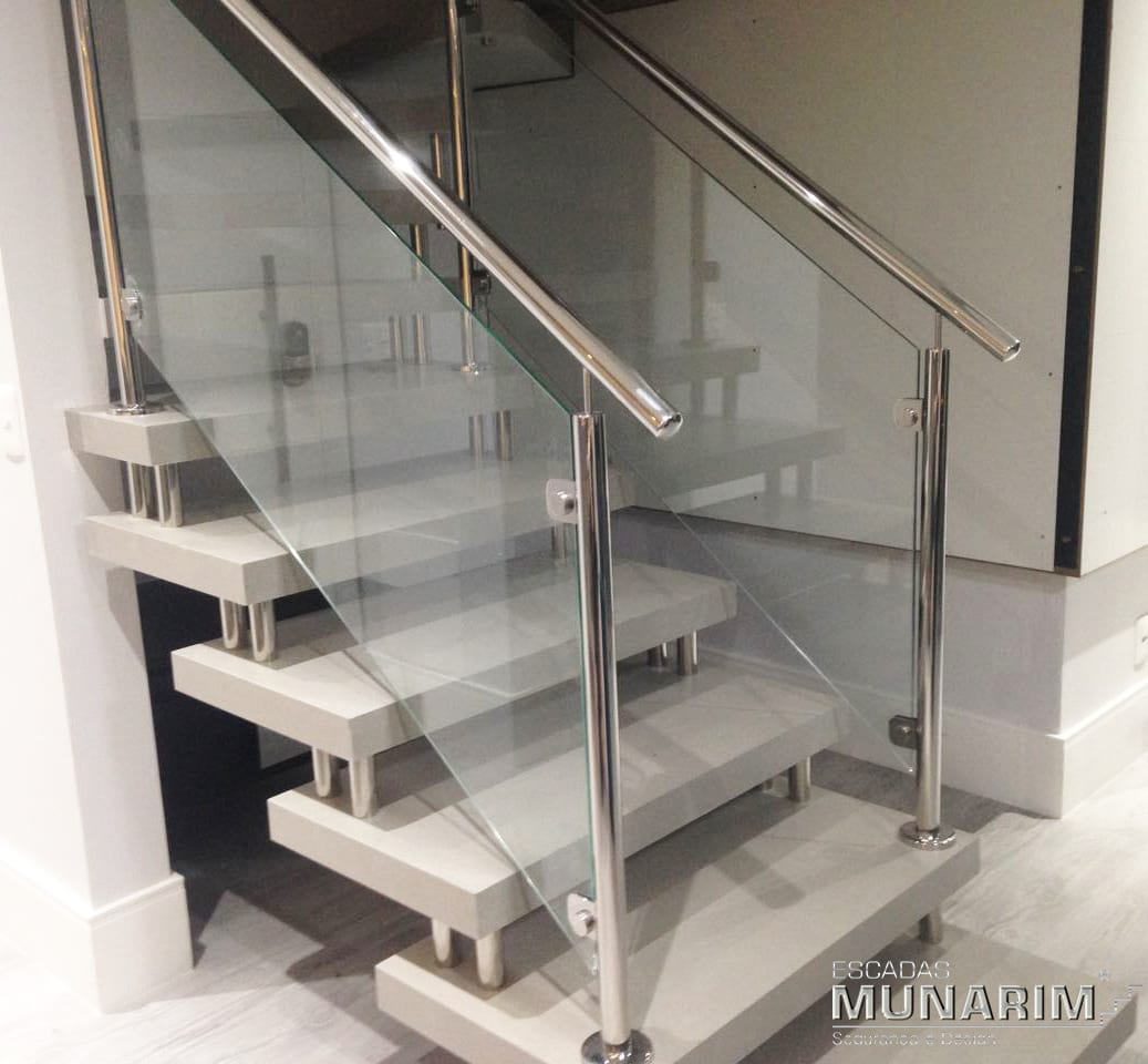 Montagem - Escadas Munarim
